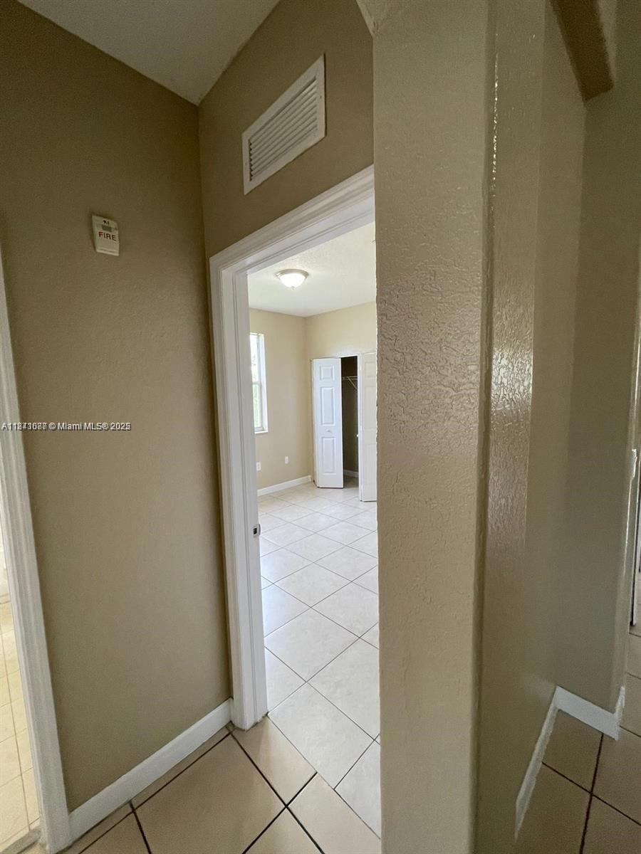1666 Southeast 27th Court, Unit 208 Homestead, FL 33035 - Photo 10 of 26