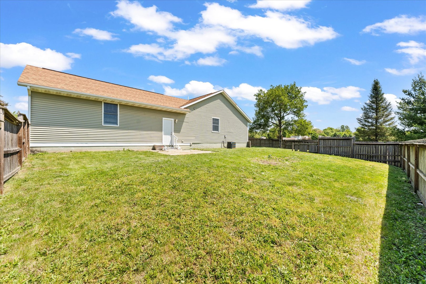 1203 Ridgewood Road Mahomet, IL 61853 - Photo 37 of 42 Gallery Image 37