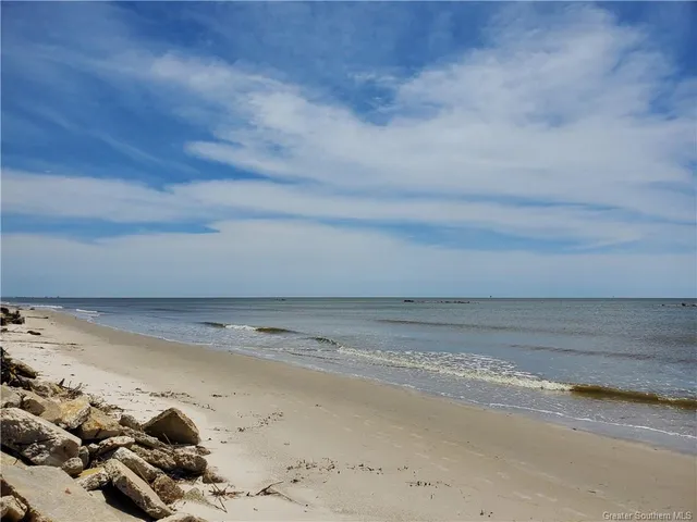 $295,000 | 164 Prioux Lane, Cameron, LA 70631