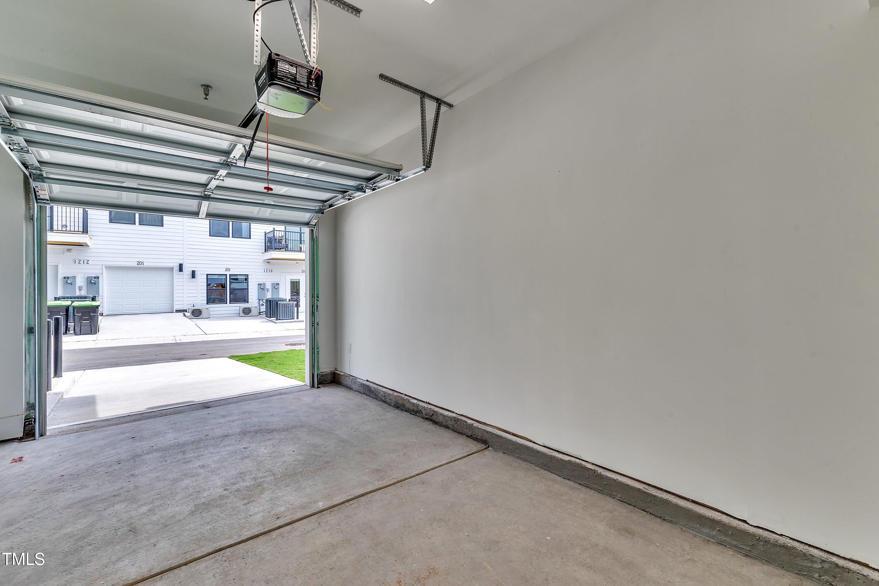 1226 Coach Sta Alley, Unit 101 Raleigh, NC 27601 - Photo 31 of 32 34a