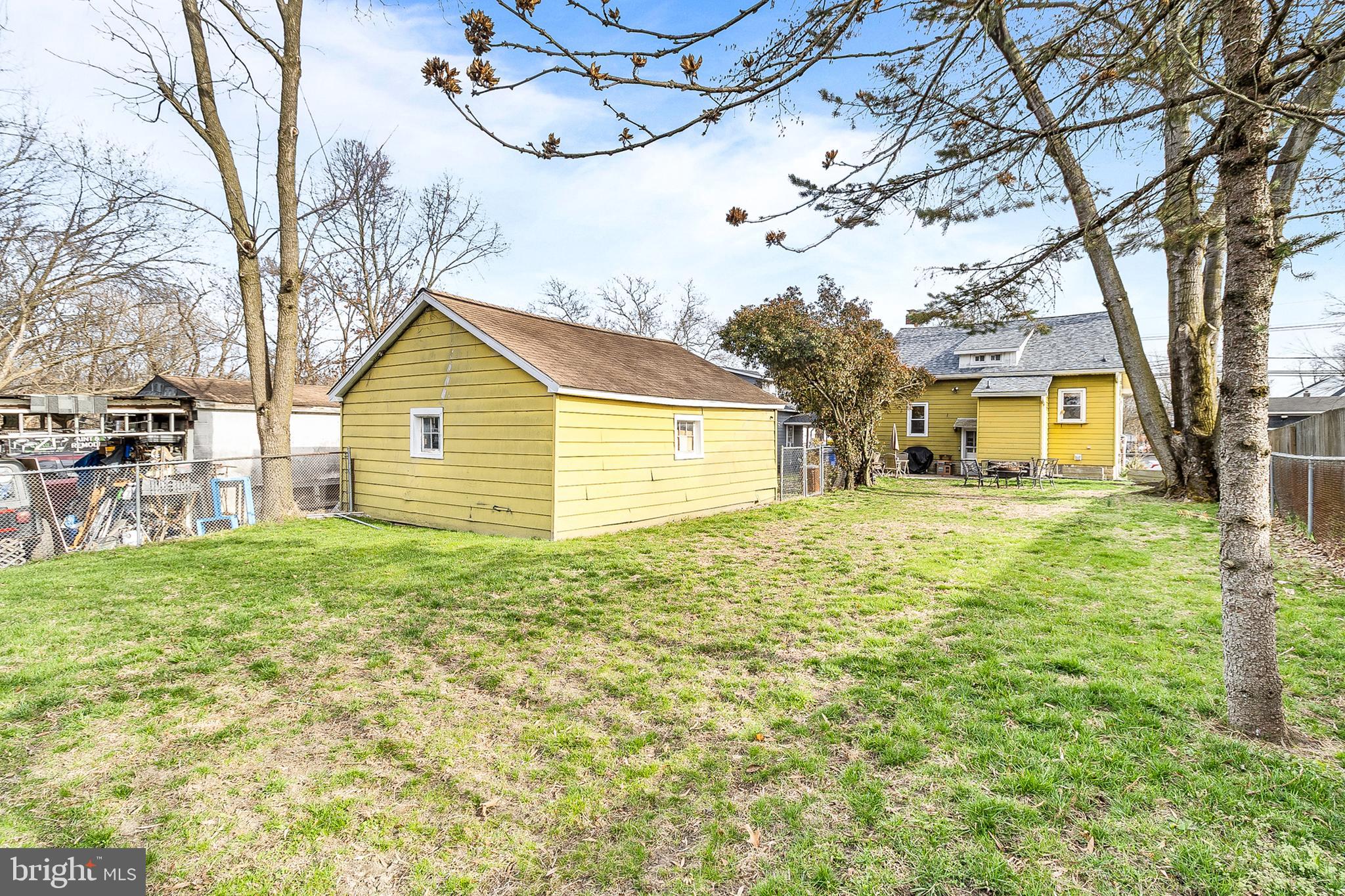 363 Washington Street Mount Holly, NJ 08060 - Photo 21 of 23 a view of a house with a backyard