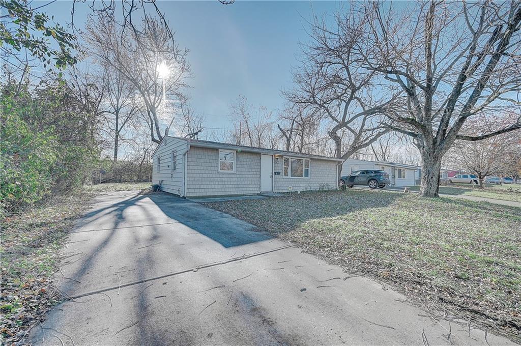 4901 Ribble Road Indianapolis, IN 46218 - Photo 1 of 24 Gallery Image 1