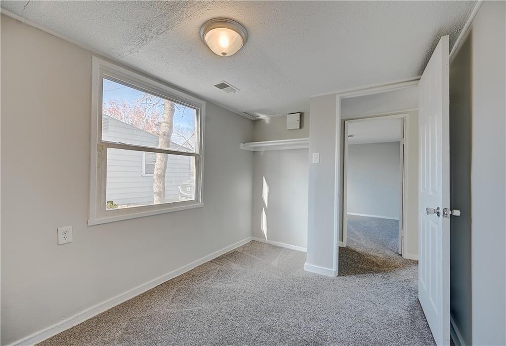 4901 Ribble Road Indianapolis, IN 46218 - Photo 11 of 24 Gallery Image 11