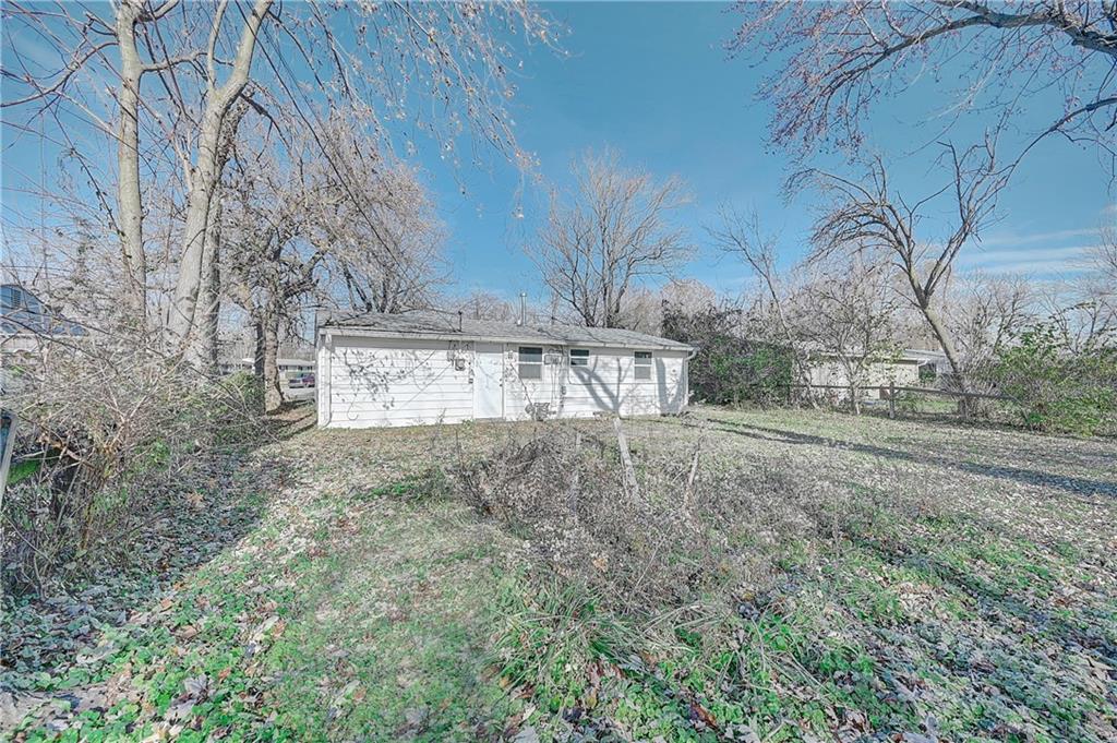 4901 Ribble Road Indianapolis, IN 46218 - Photo 18 of 24 Gallery Image 18