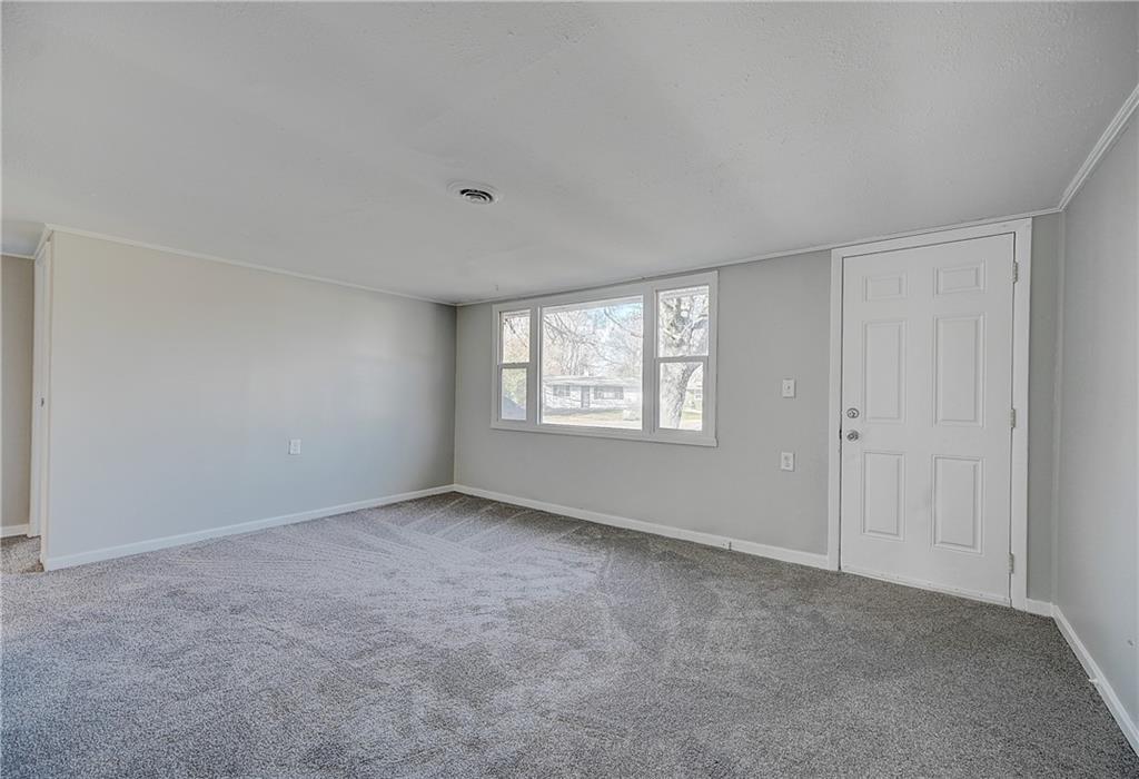 4901 Ribble Road Indianapolis, IN 46218 - Photo 3 of 24 Gallery Image 3