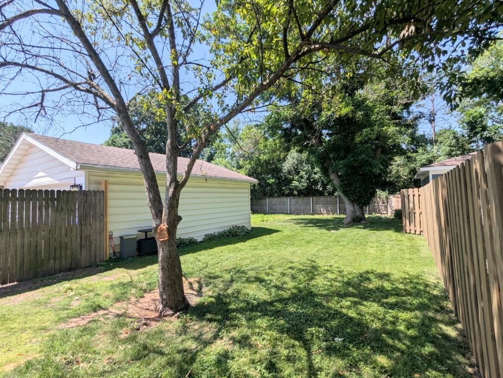 232 4th Street Neenah, WI 54956 - Photo 33 of 35