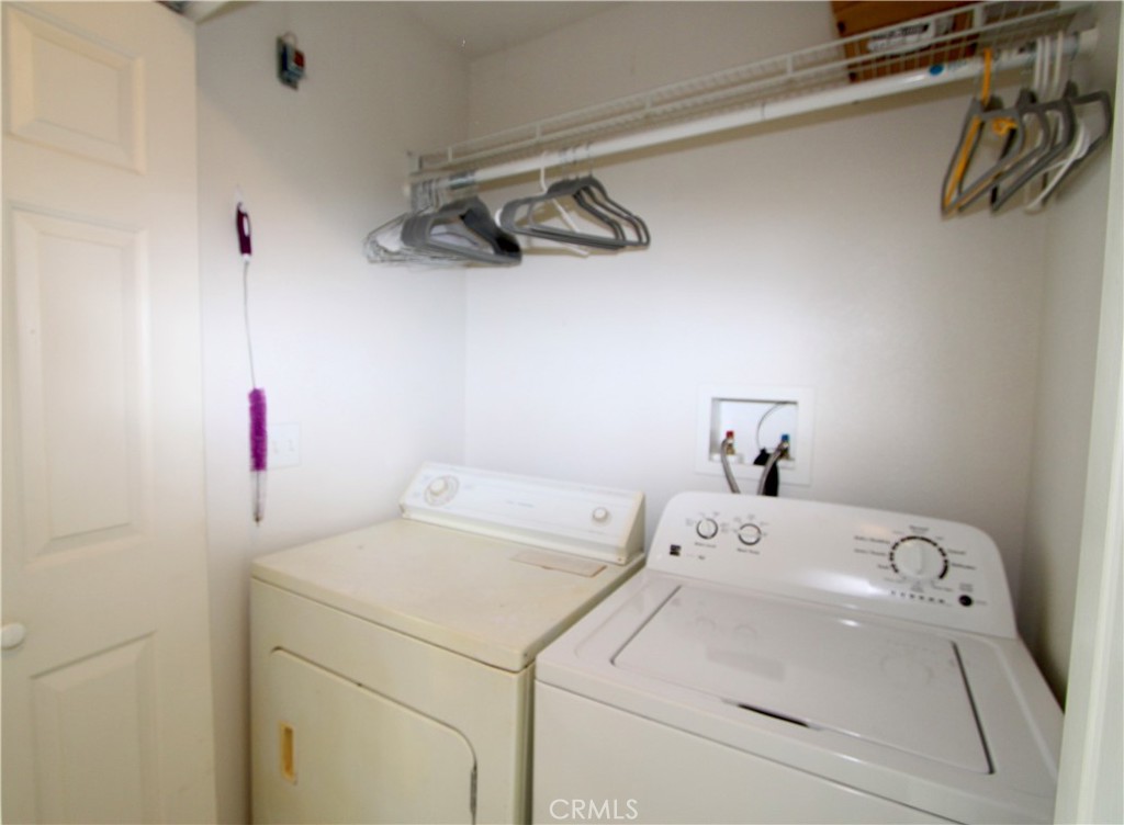 3085 Gardner Road Nice, CA 95464 - Photo 13 of 20 a utility room with dryer and washer