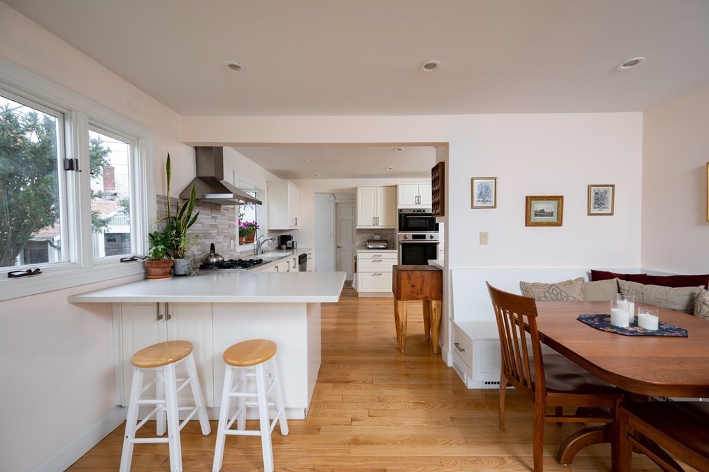 31 Poplar Road Quincy, MA 02169 - Photo 8 of 35 Gallery Image 8