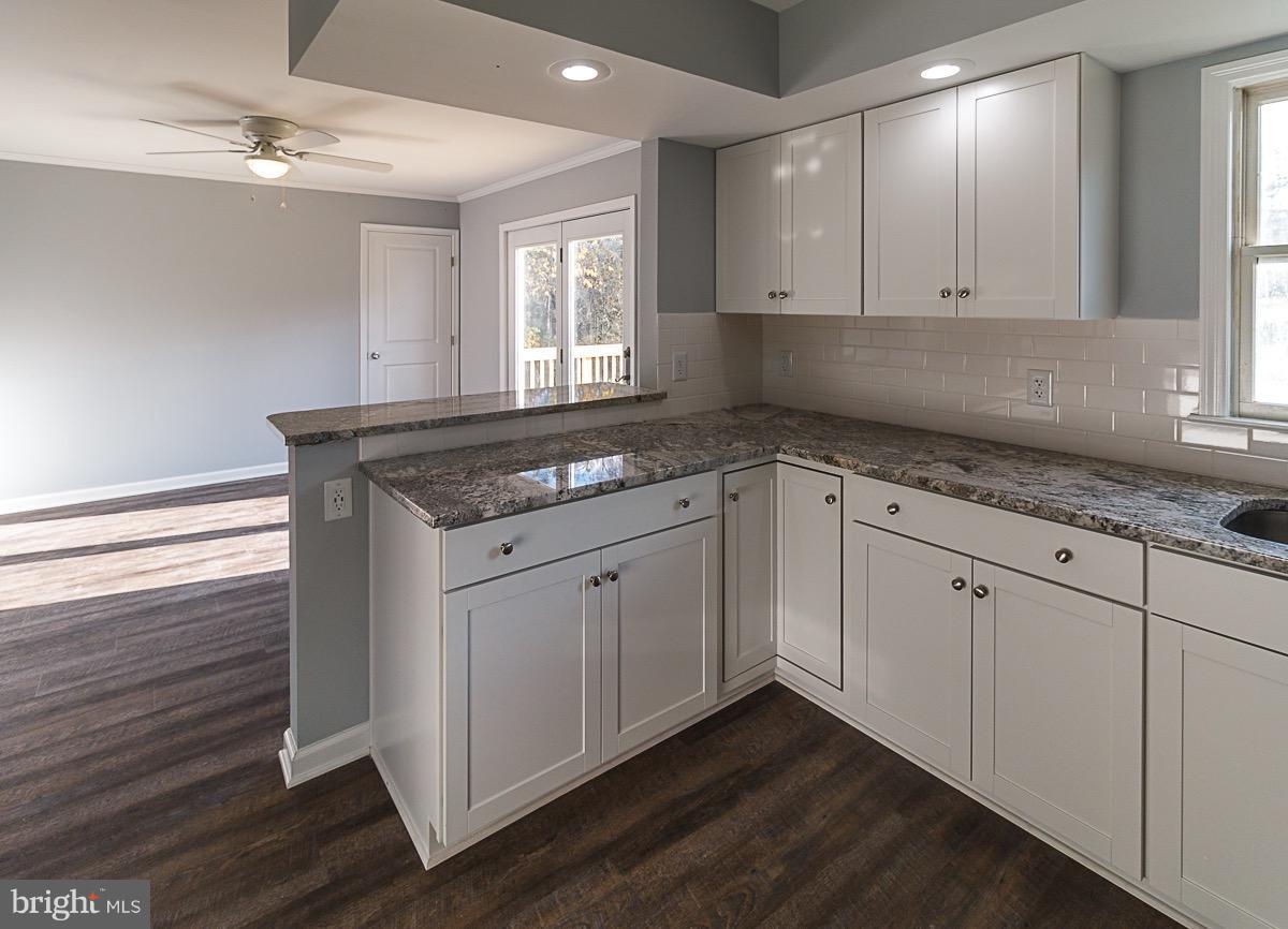 311 Writt Road Shepherdstown, WV 25443 - Photo 5 of 30 Kitchen