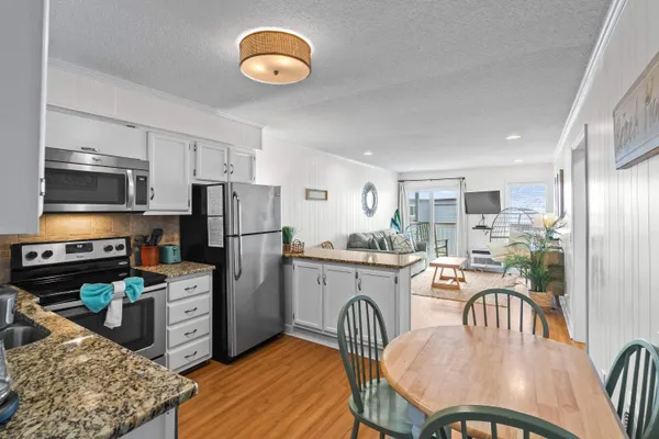 $299,900 | 9520 Shore Drive, Unit 3F, Myrtle Beach, SC 29572