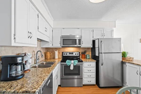 $299,900 | 9520 Shore Drive, Unit 3F, Myrtle Beach, SC 29572