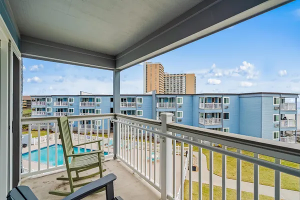$299,900 | 9520 Shore Drive, Unit 3F, Myrtle Beach, SC 29572