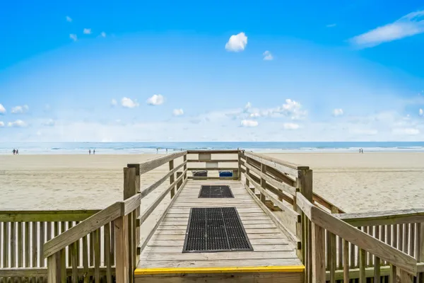 $299,900 | 9520 Shore Drive, Unit 3F, Myrtle Beach, SC 29572