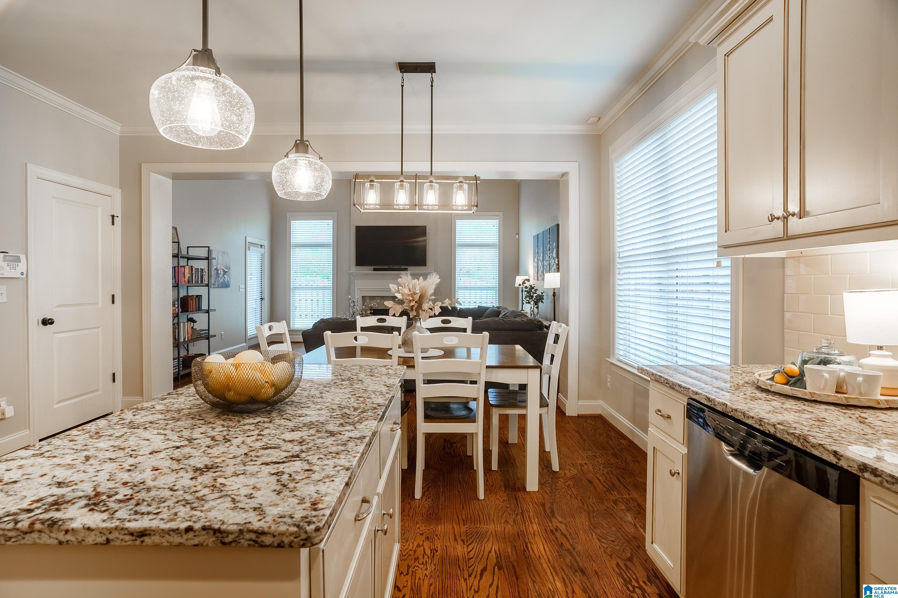 1049 Edgewater Lane Chelsea, AL 35043 - Photo 11 of 45 Gallery Image 11