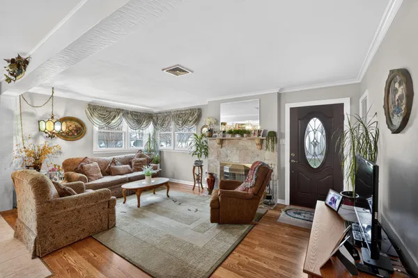 $499,218 | 8 Lukens Street, Feasterville-Trevose, PA 19053