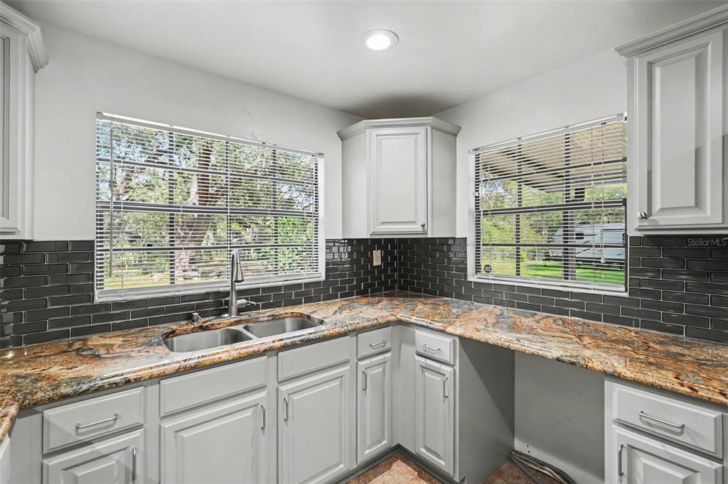 231 Duke Simms Road Brandon, FL 33511 - Photo 13 of 35