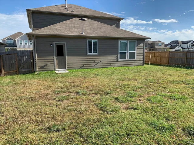 $2,500 | 4622 Falling Sun Drive, Houston, TX 77069