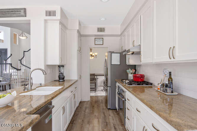 11111 Terraceridge Road Moorpark, CA 93021 - Photo 16 of 44 11111 Terraceridge Rd Moorpark-small-024