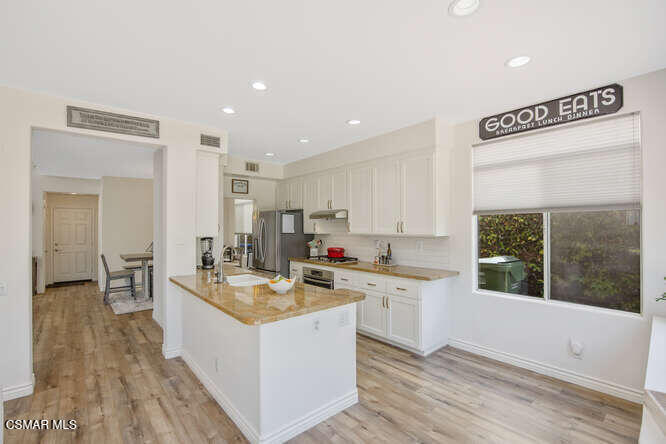 11111 Terraceridge Road Moorpark, CA 93021 - Photo 17 of 44 11111 Terraceridge Rd Moorpark-small-020