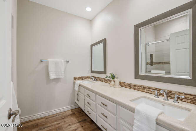 11111 Terraceridge Road Moorpark, CA 93021 - Photo 30 of 44 11111 Terraceridge Rd Moorpark-small-039