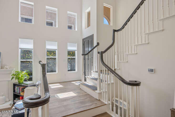 11111 Terraceridge Road Moorpark, CA 93021 - Photo 4 of 44 11111 Terraceridge Rd Moorpark-small-013