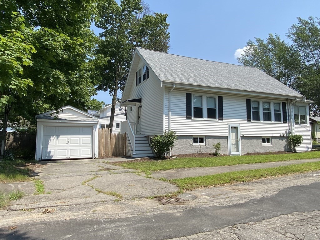 17 Lillian Road Quincy, MA 02170 - Photo 24 of 25 Gallery Image 24