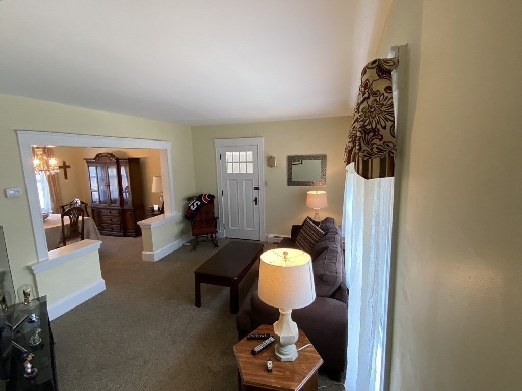 17 Lillian Road Quincy, MA 02170 - Photo 6 of 25 Gallery Image 6
