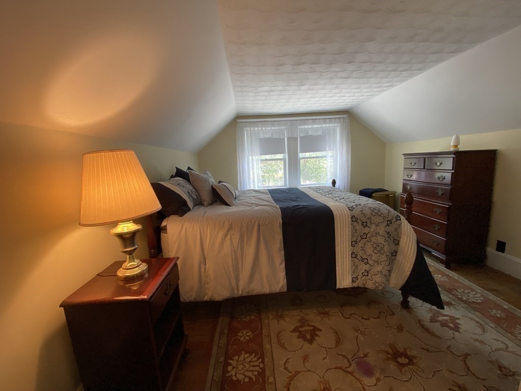 17 Lillian Road Quincy, MA 02170 - Photo 9 of 25 Gallery Image 9