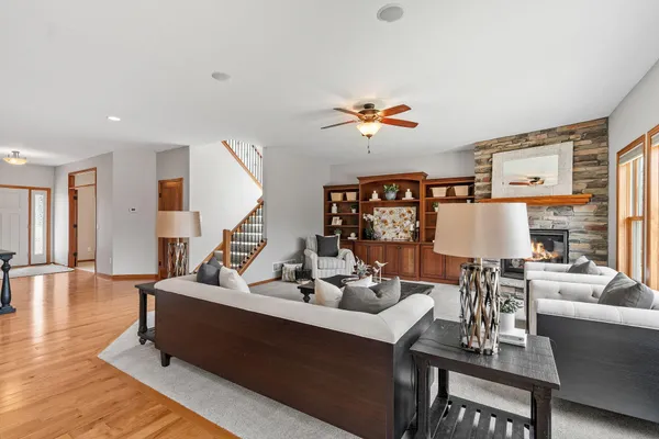 $709,900 | 6364 Red Fox Road, Lino Lakes, MN 55014