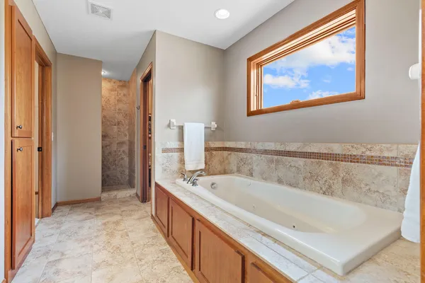 $709,900 | 6364 Red Fox Road, Lino Lakes, MN 55014