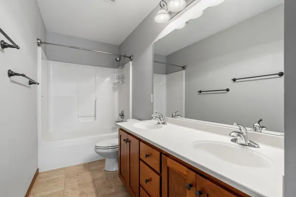 $709,900 | 6364 Red Fox Road, Lino Lakes, MN 55014