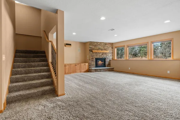 $709,900 | 6364 Red Fox Road, Lino Lakes, MN 55014