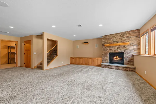 $709,900 | 6364 Red Fox Road, Lino Lakes, MN 55014