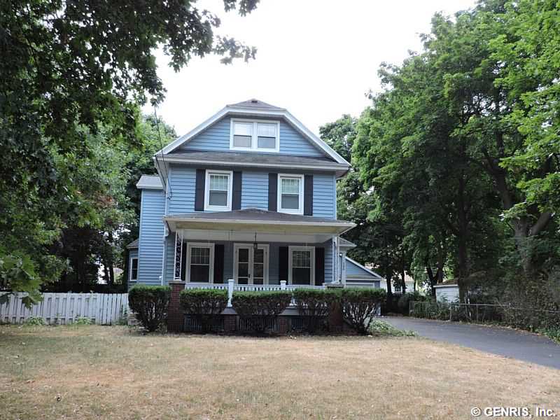 135 Seneca Road Irondequoit, NY 14622 - Photo 1 of 1 Exterior Front.