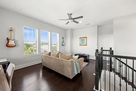 $639,900 | 734 Yale Street, Unit A, Houston, TX 77007