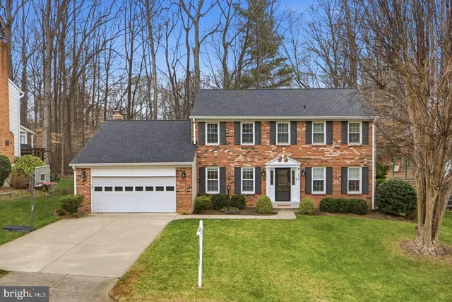 $990,000 | 5918 Oakland Park Drive, Burke, VA 22015
