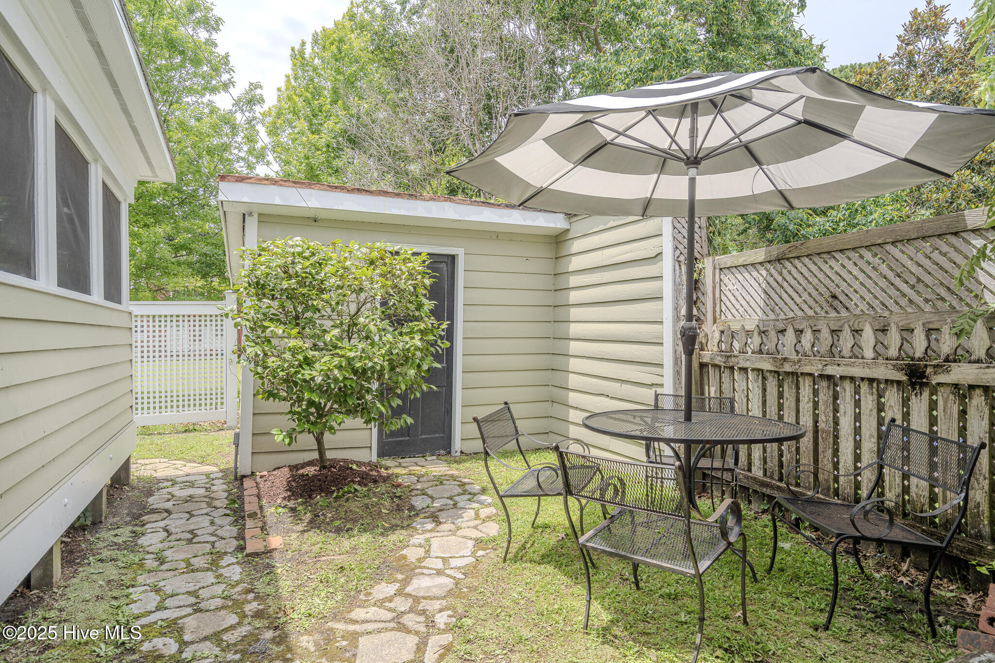 405 Hancock Street New Bern, NC 28560 - Photo 30 of 31 405 Hancock st (34 of 45)