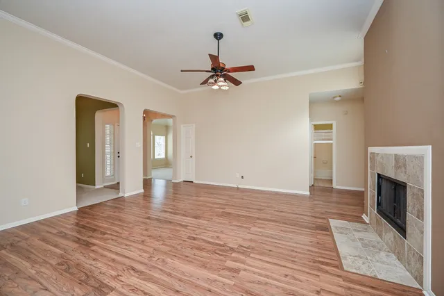 $2,200 | 4606 Topaz Trail Drive, Sugar Land, TX 77479