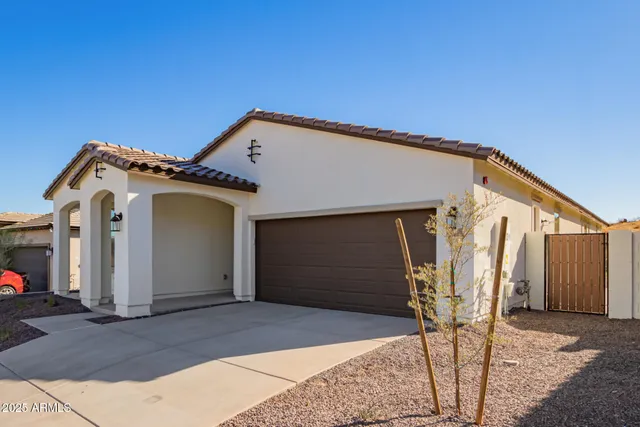 $2,495 | 21301 West Roanoke Avenue, Buckeye, AZ 85396