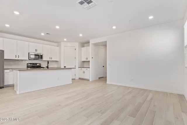 $2,495 | 21301 West Roanoke Avenue, Buckeye, AZ 85396