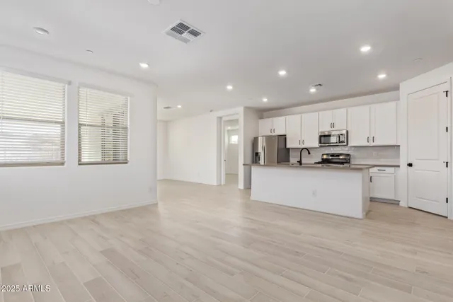 $2,495 | 21301 West Roanoke Avenue, Buckeye, AZ 85396