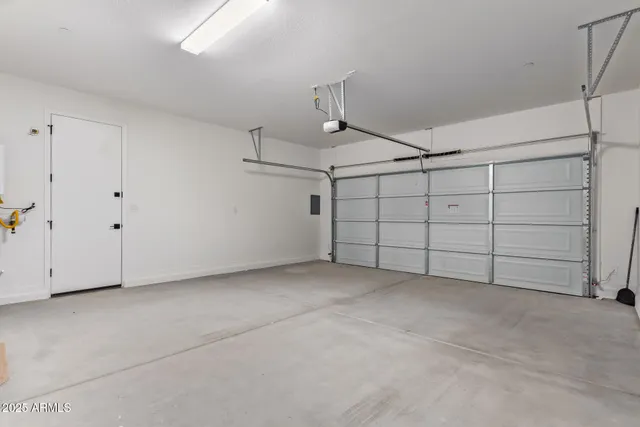 $2,495 | 21301 West Roanoke Avenue, Buckeye, AZ 85396