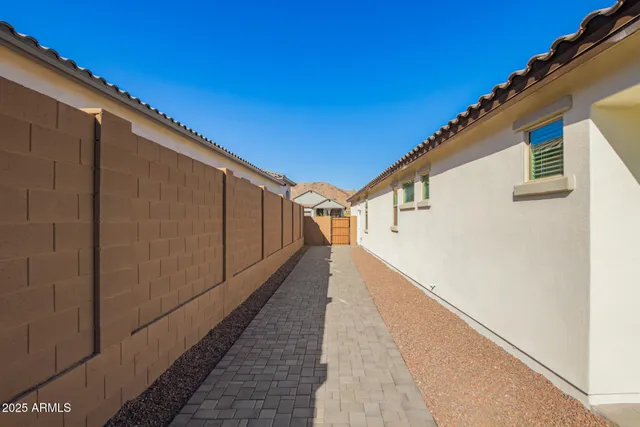 $2,495 | 21301 West Roanoke Avenue, Buckeye, AZ 85396