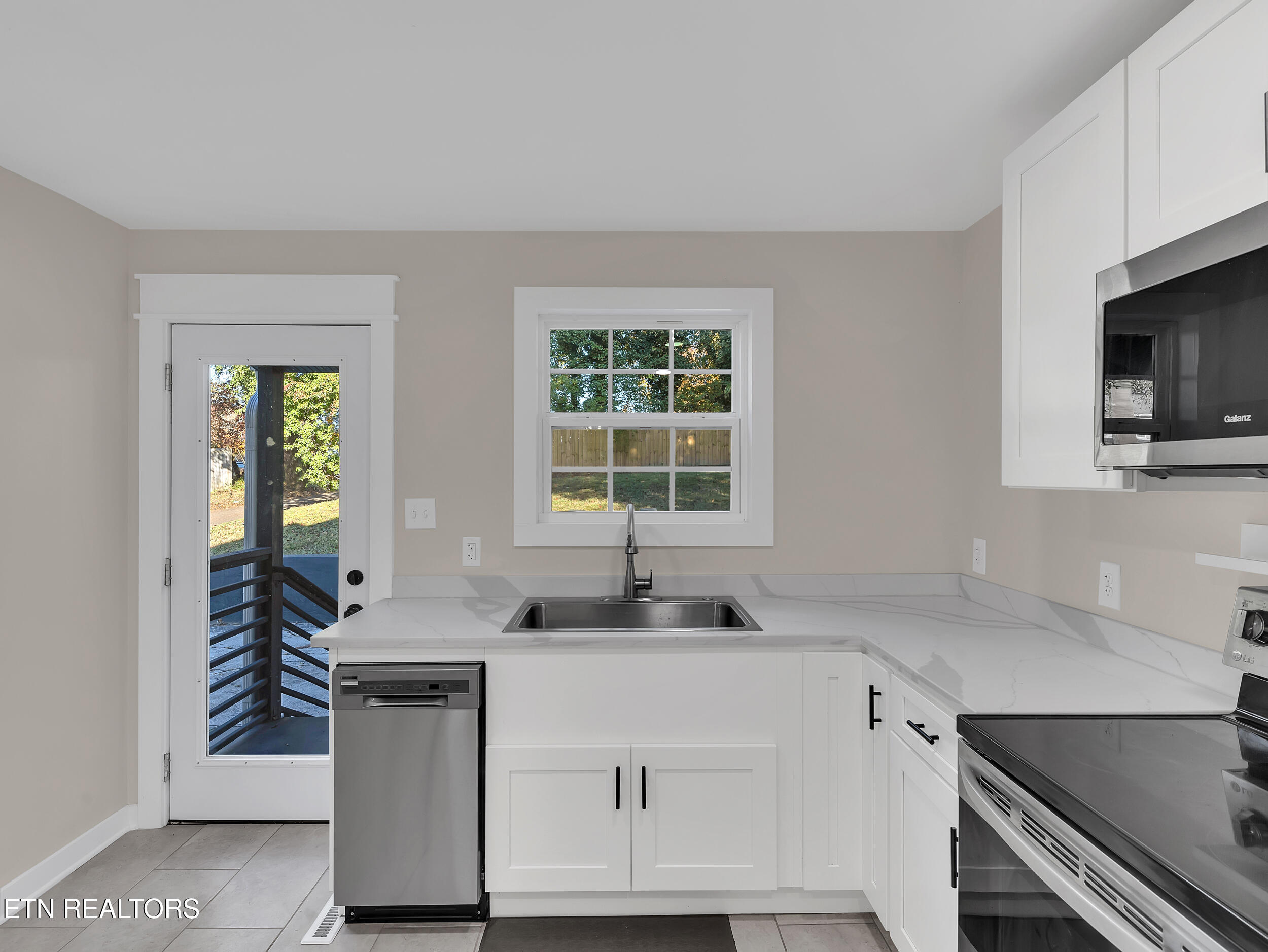 2505 Buffat Mill Road Knoxville, TN 37917 - Photo 14 of 43 14_21