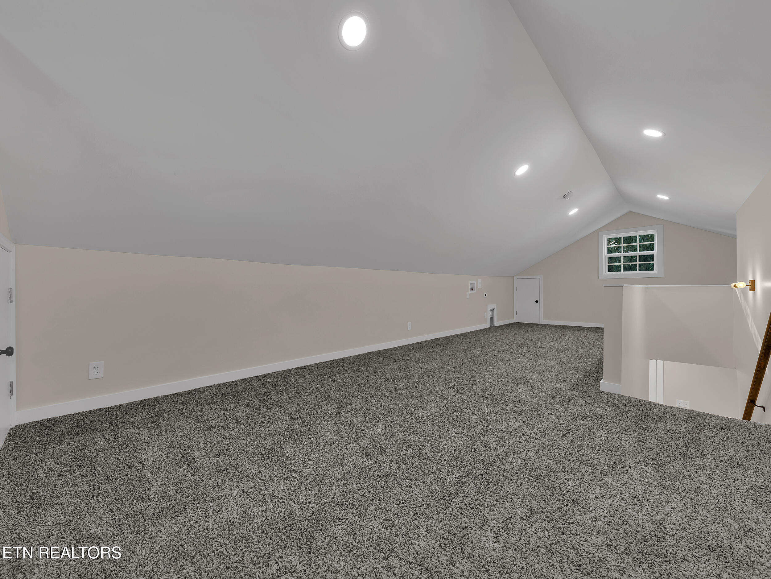 2505 Buffat Mill Road Knoxville, TN 37917 - Photo 24 of 43 21_28