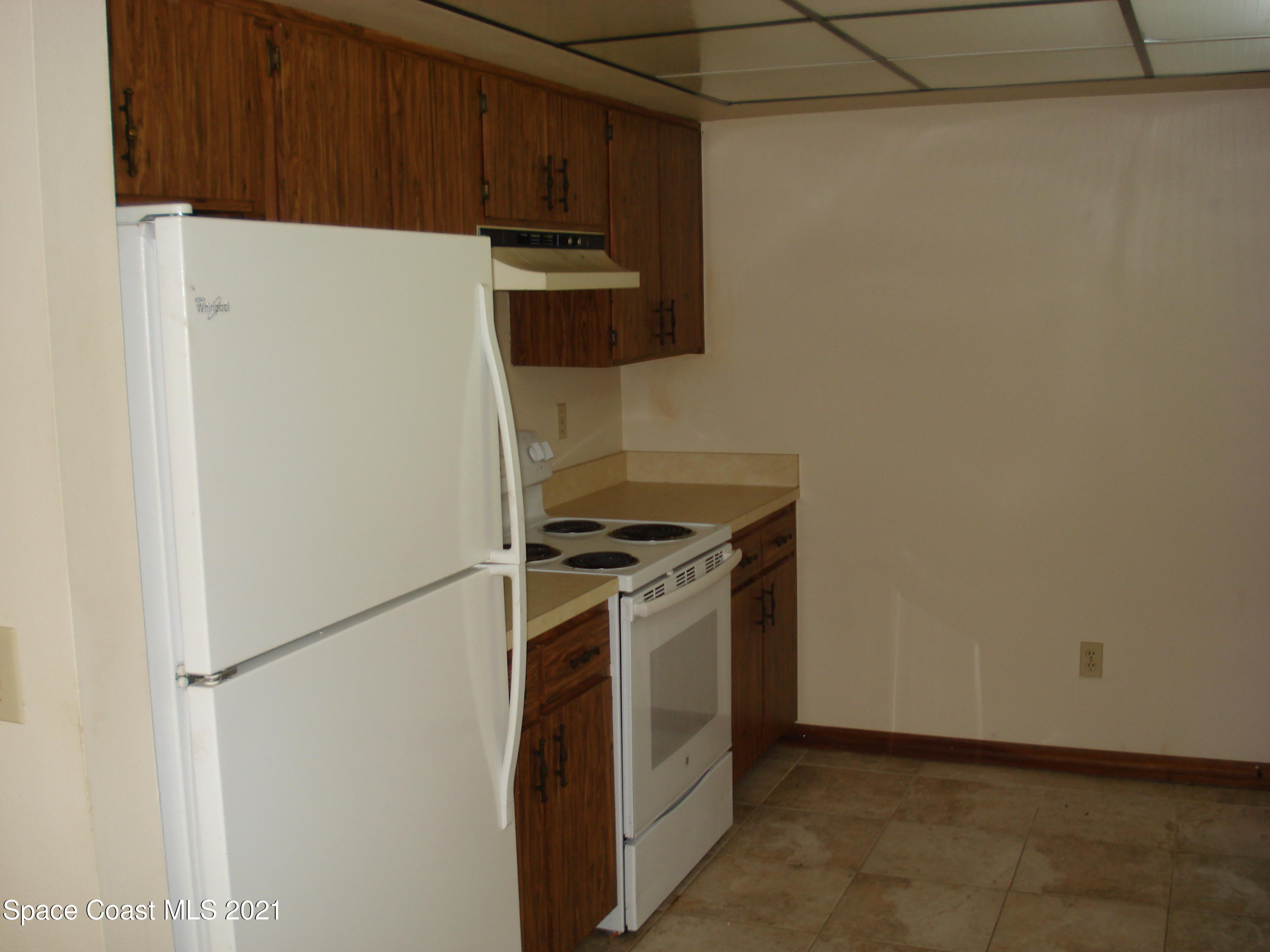 5620 Sisson Road Titusville, FL 32780 - Photo 3 of 22 DSC00486