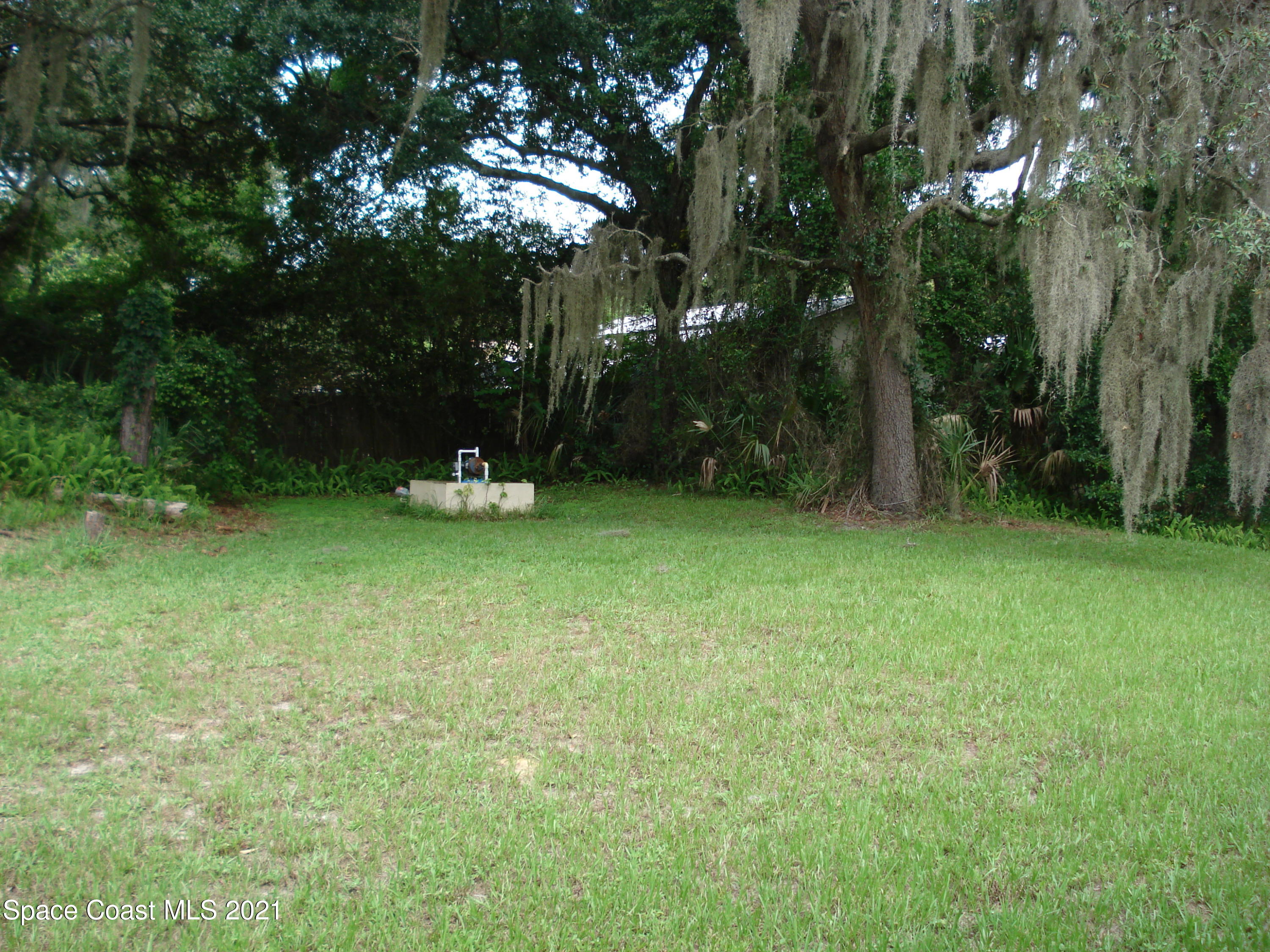 5620 Sisson Road Titusville, FL 32780 - Photo 7 of 22 DSC00506