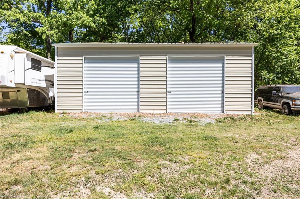 3310 Old Mill Farm Road Lexington, NC 27295 - Photo 6 of 42