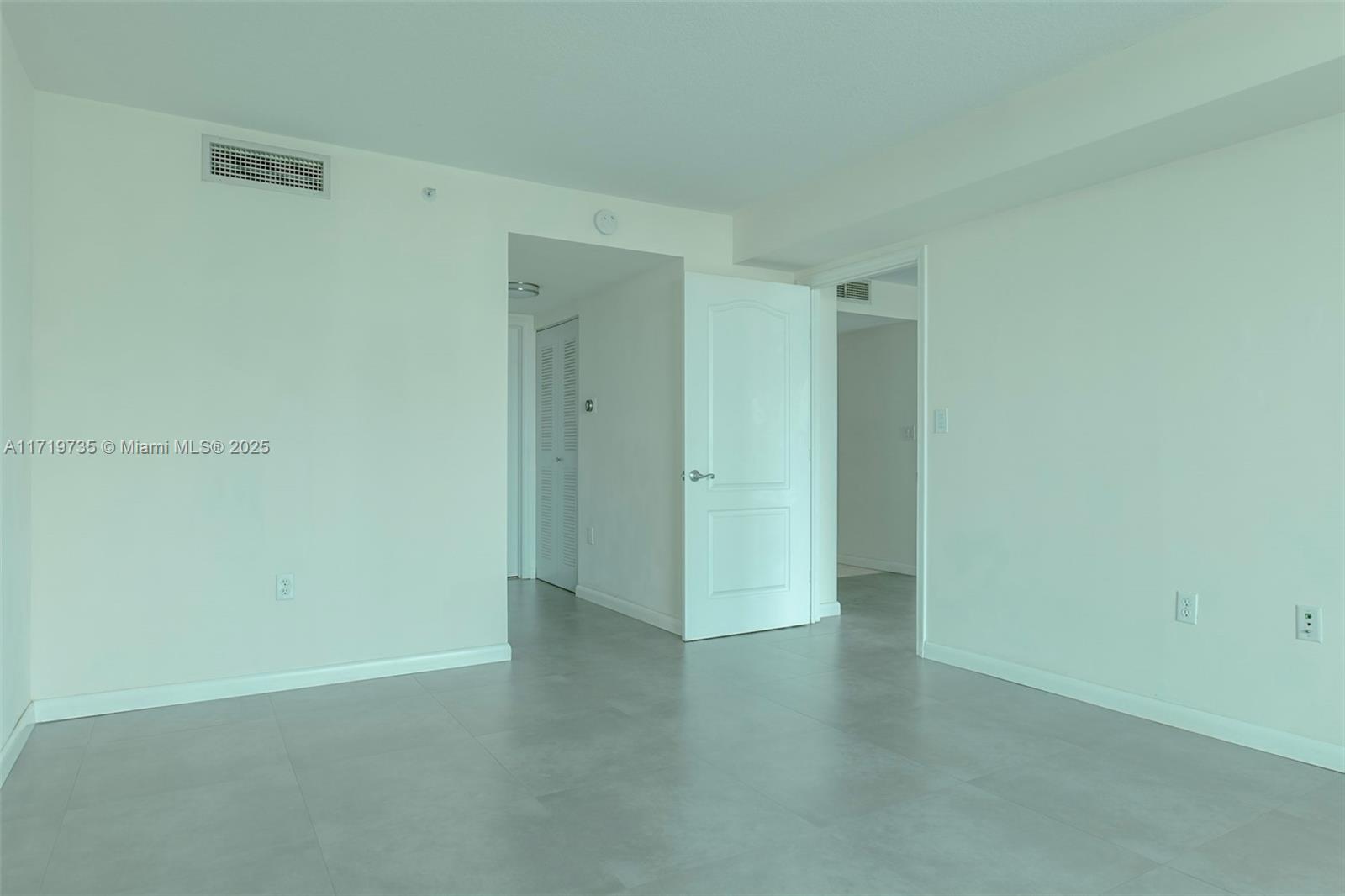 2101 Brickell Avenue, Unit 2103 Miami, FL 33129 - Photo 14 of 35 a view of an empty room