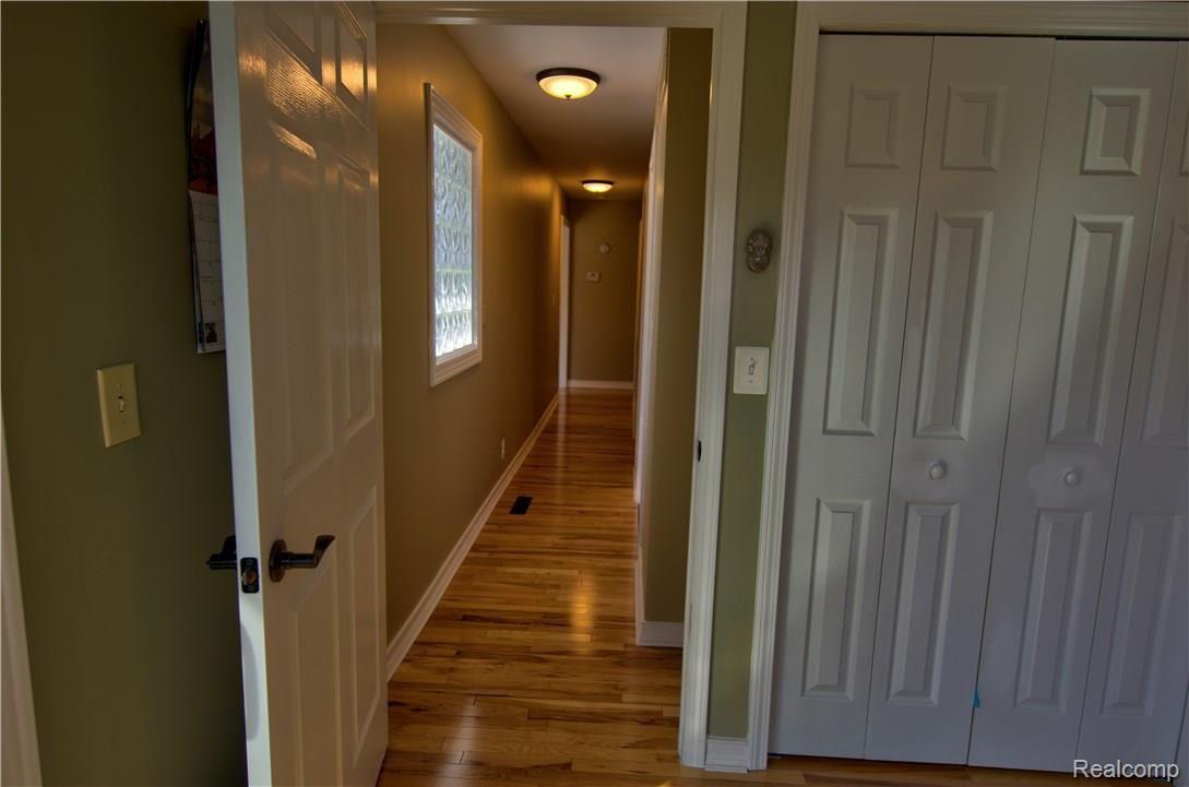 5041 Owen Road Linden, MI 48451 - Photo 18 of 51 DSC_5482_3_4.jpg